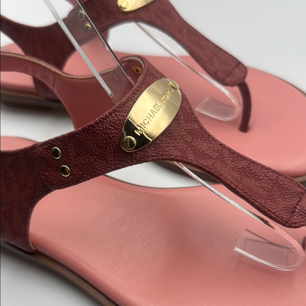 Michael Kors Pink and Gold Sandals‎ with T-Strap Design - Picture 5 of 10